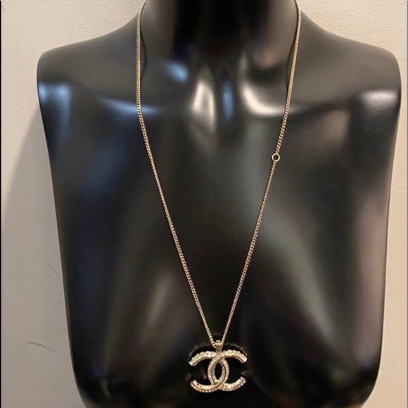 22c chanel collection